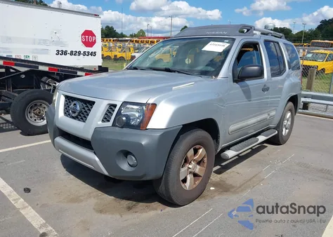 2011 Nissan Xterra S z USA, uszkodzony, nr VIN 5N1AN0NU2BC517220